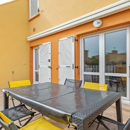 Apartment Les 4 Soleils- 174- Moderne 4 Pers