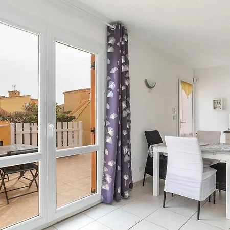 Les 4 Soleils- 174- Moderne 4 Pers Apartment Agde